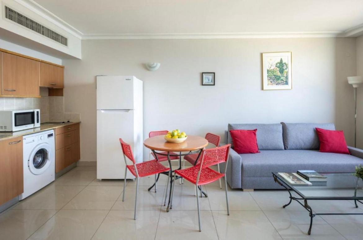 Apartment On Haifa Exterior photo
